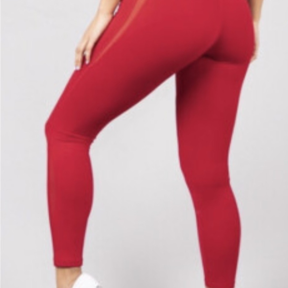 Buffbunny Collection Leggings / Yoga Pants – Size Medium – Red BarbiCore